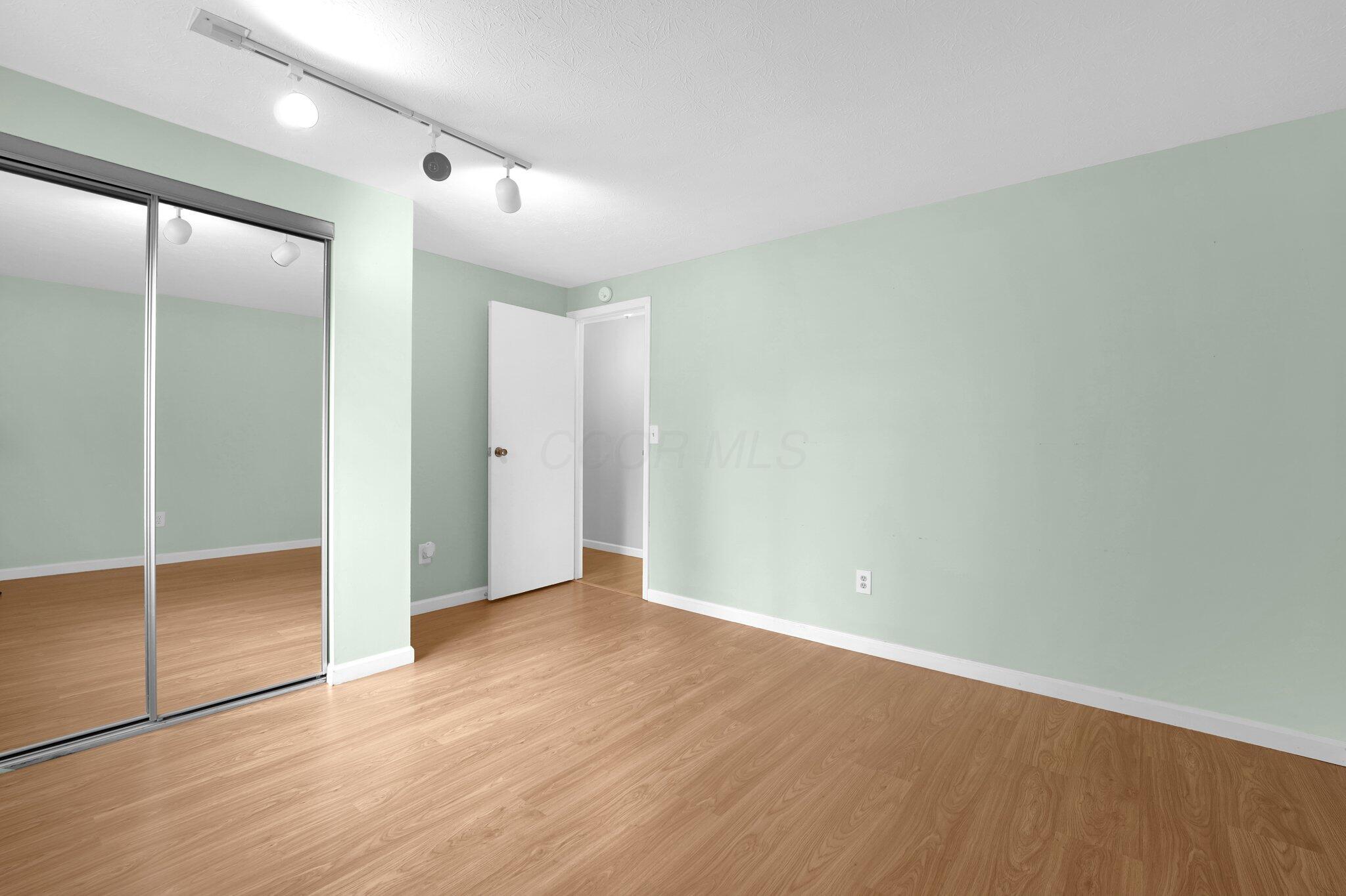 2047 Brookfield Road Columbus, OH 43229 - Photo 22 of 36 23-web-or-mls-2047-brookfield-rd