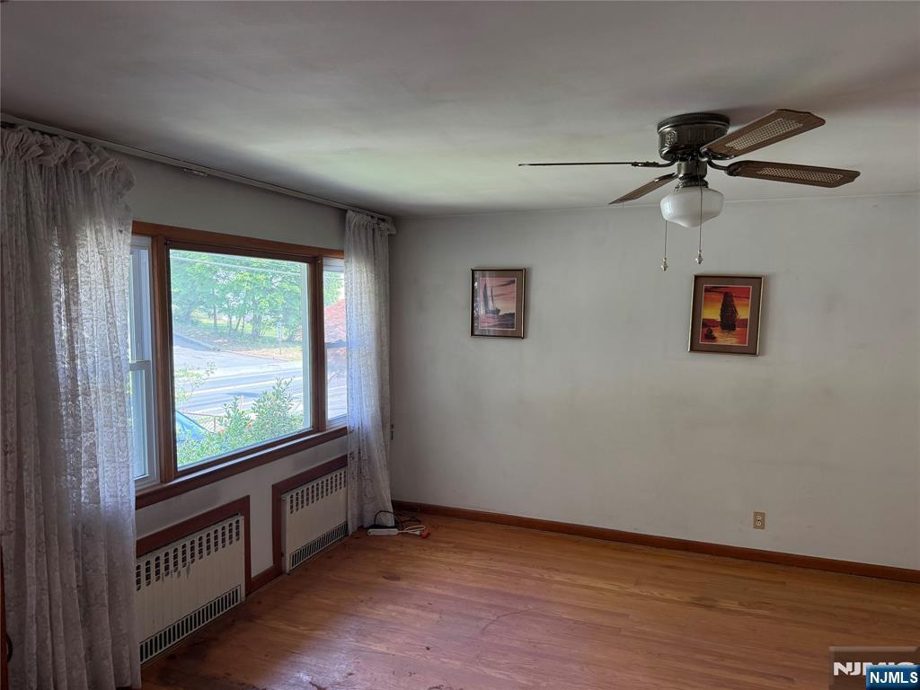 301 Valley Road Clifton, NJ 07013 - Photo 4 of 27
