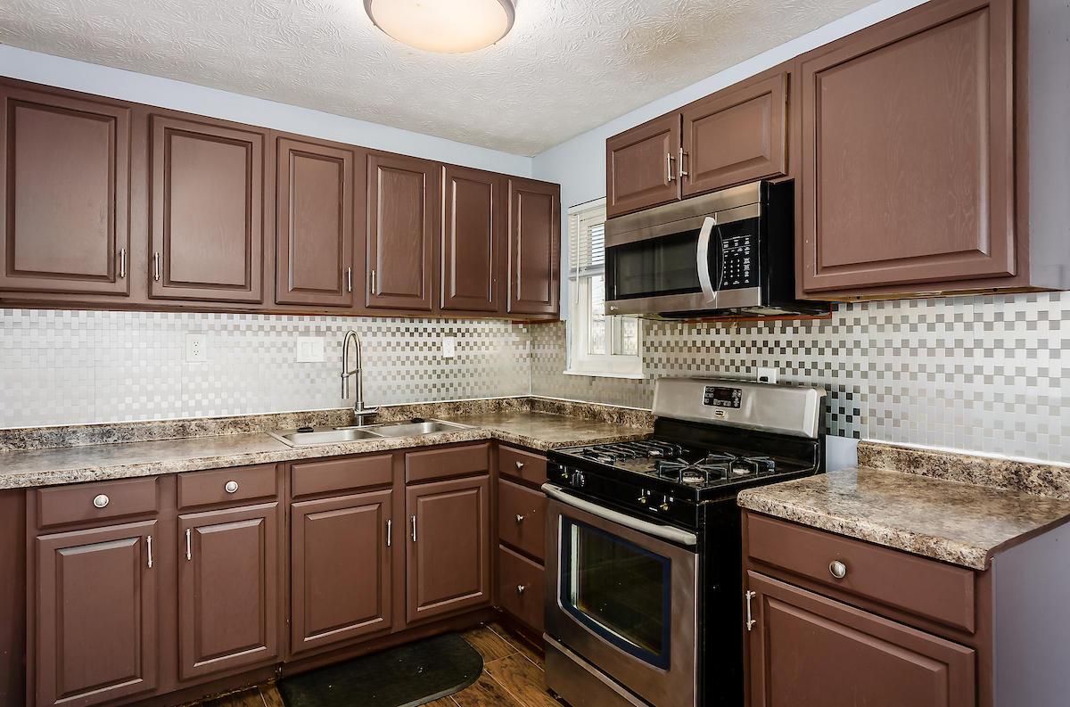 3211 Faycrest Road Columbus, OH 43232 - Photo 3 of 14 Gallery Image 3