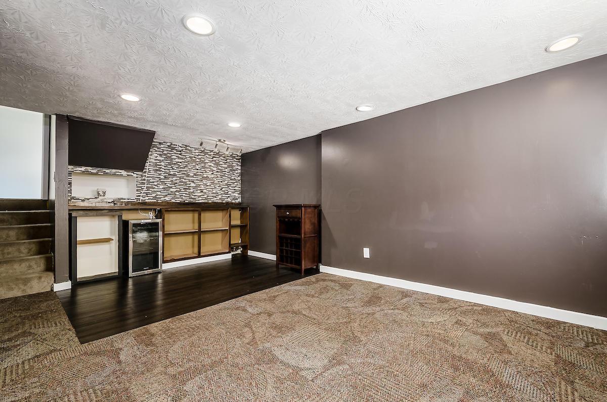 3211 Faycrest Road Columbus, OH 43232 - Photo 7 of 14 Gallery Image 7