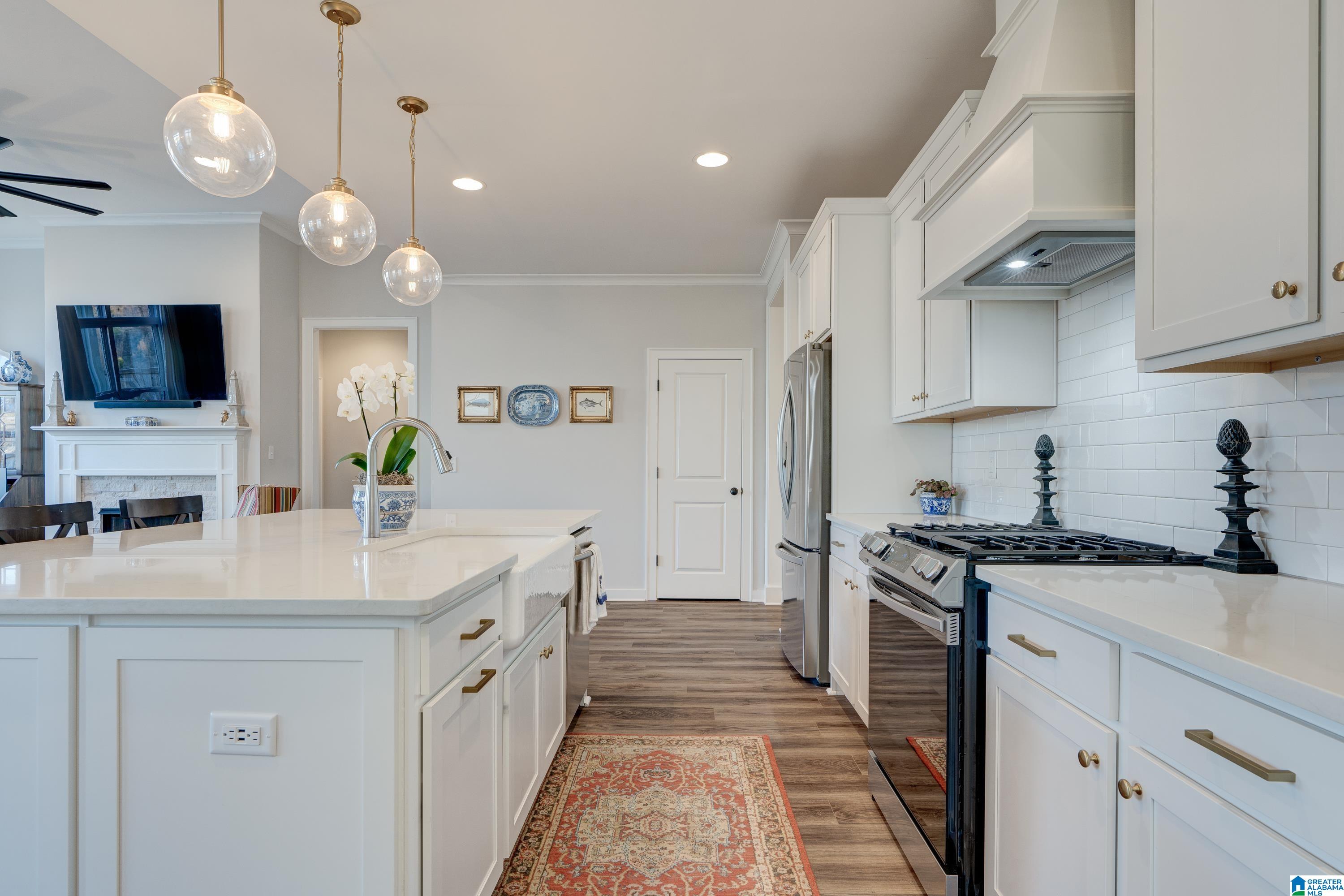 4113 Olivia Road Birmingham, AL 35244 - Photo 13 of 36