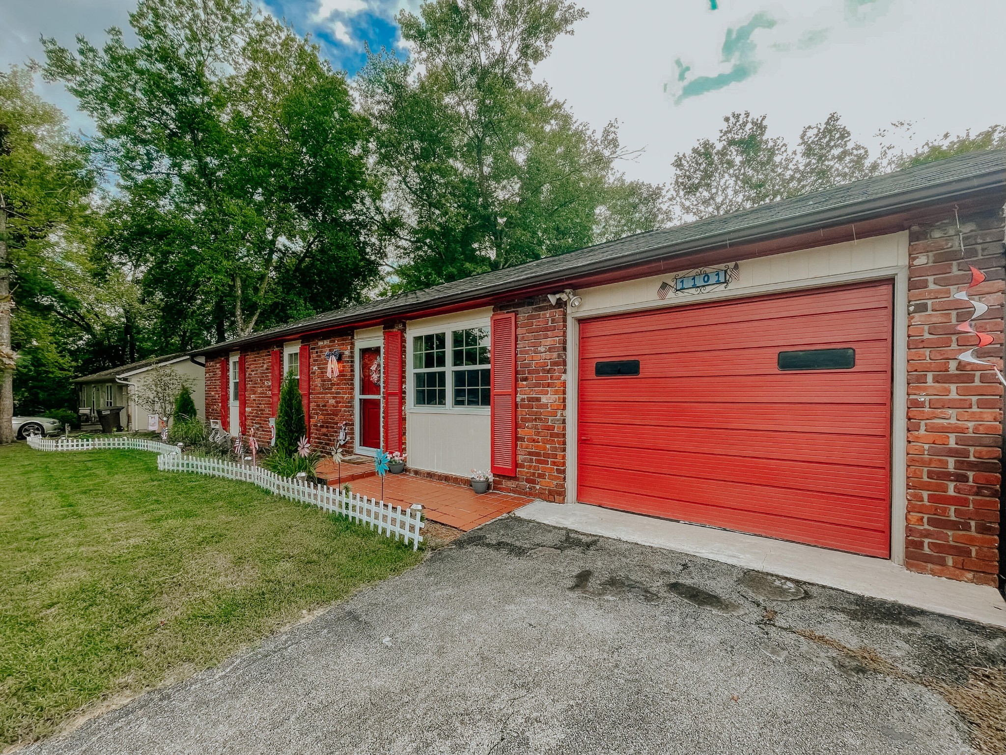 1101 Roswell Road Knoxville, TN 37923 - Photo 2 of 3 Gallery Image 2