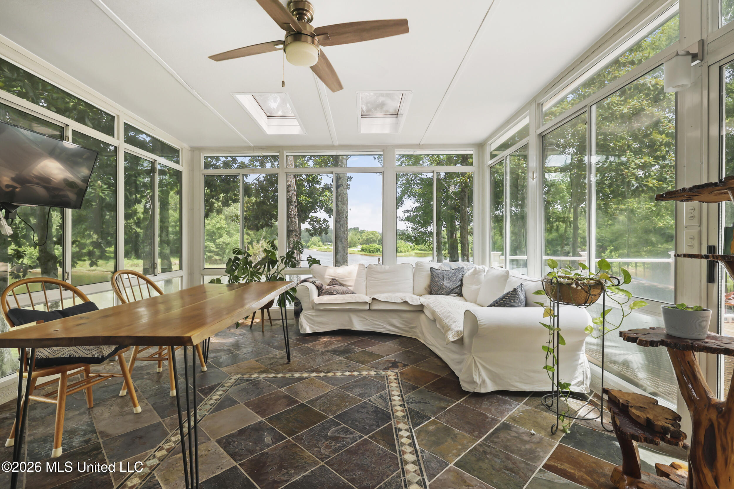 3512 River Bluff Road D'Iberville, MS 39540 - Photo 15 of 80 3512 river bluff rd_cpm_066