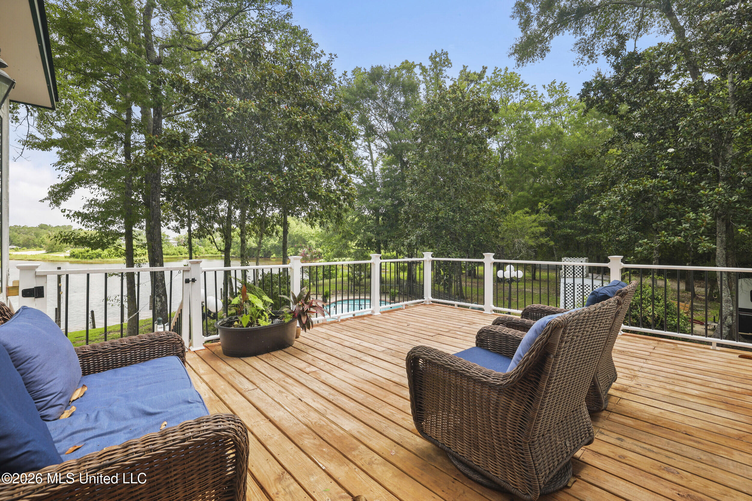 3512 River Bluff Road D'Iberville, MS 39540 - Photo 47 of 80 3512 river bluff rd_cpm_038