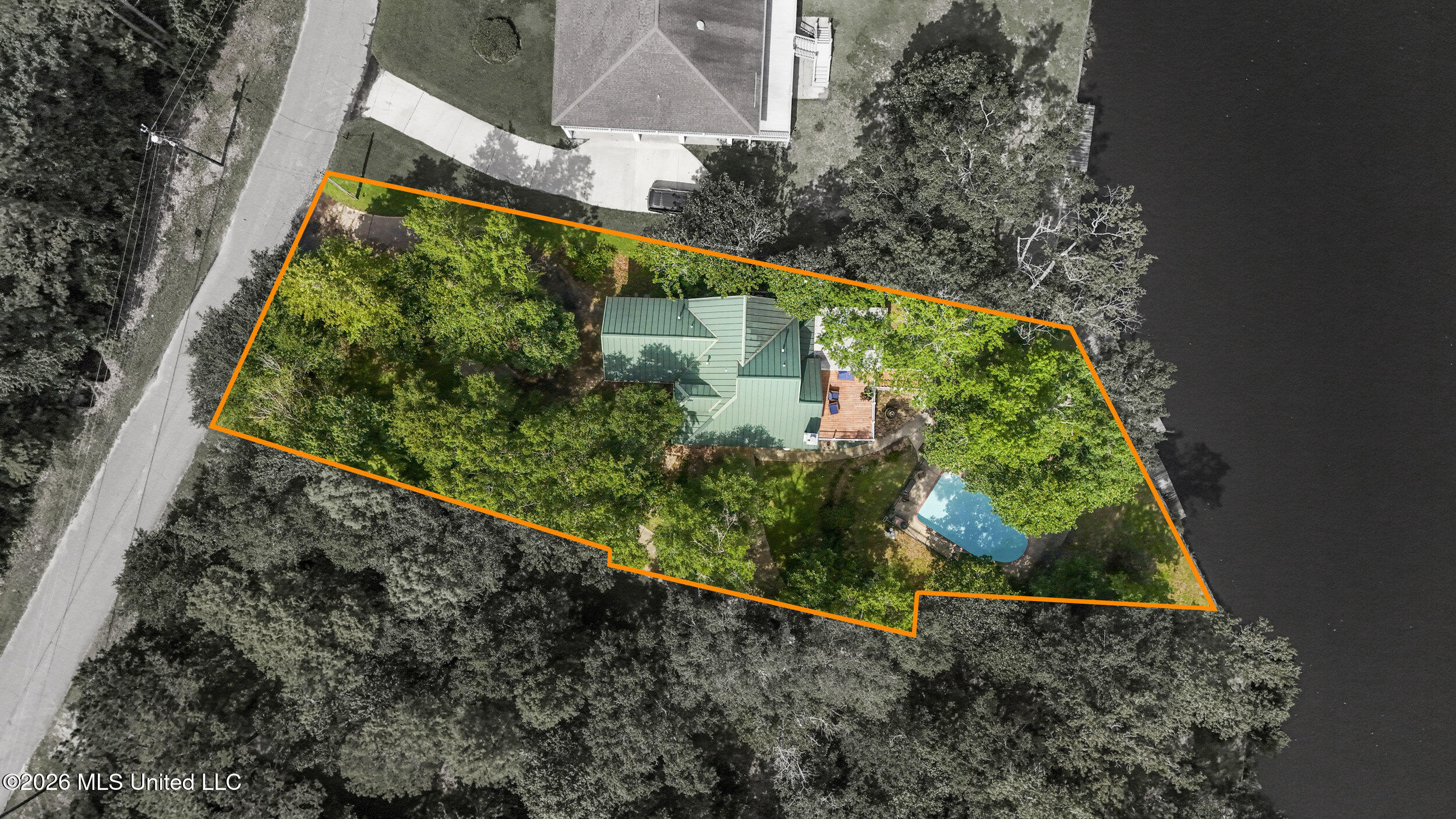 3512 River Bluff Road D'Iberville, MS 39540 - Photo 4 of 80 3512 river bluff rd_cpm_081