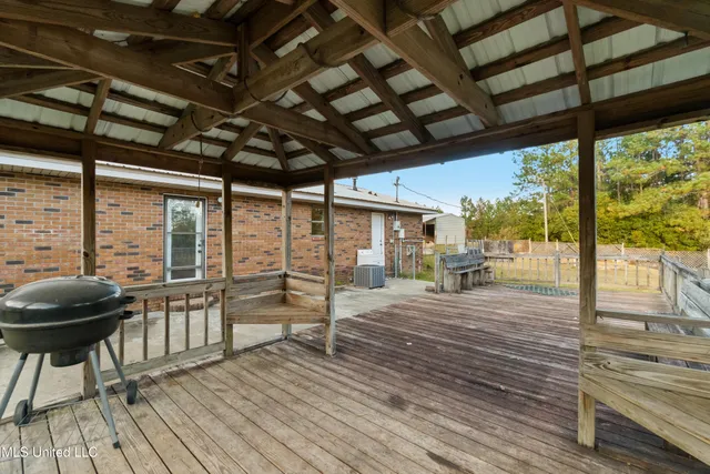 $309,900 | 98 Country Heritage Road, Poplarville, MS 39470