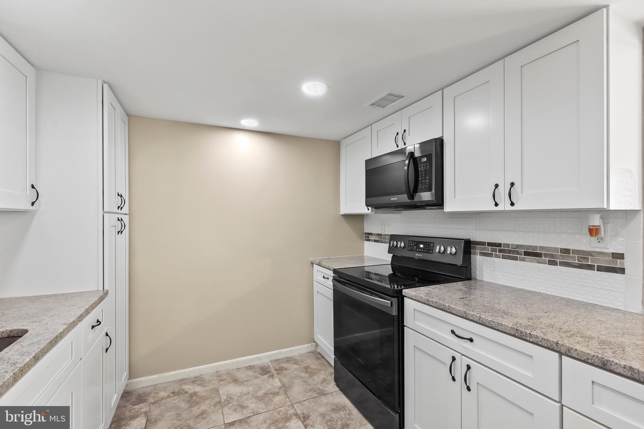 2 Ridgewood Place Willingboro, NJ 08046 - Photo 9 of 22