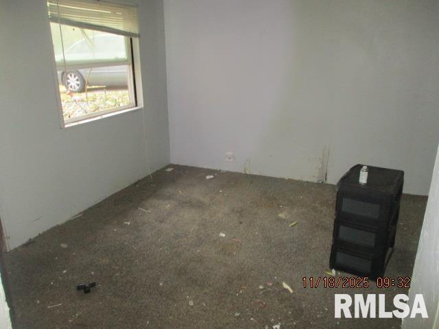 13823 2nd Street Pekin, IL 61554 - Photo 2 of 9