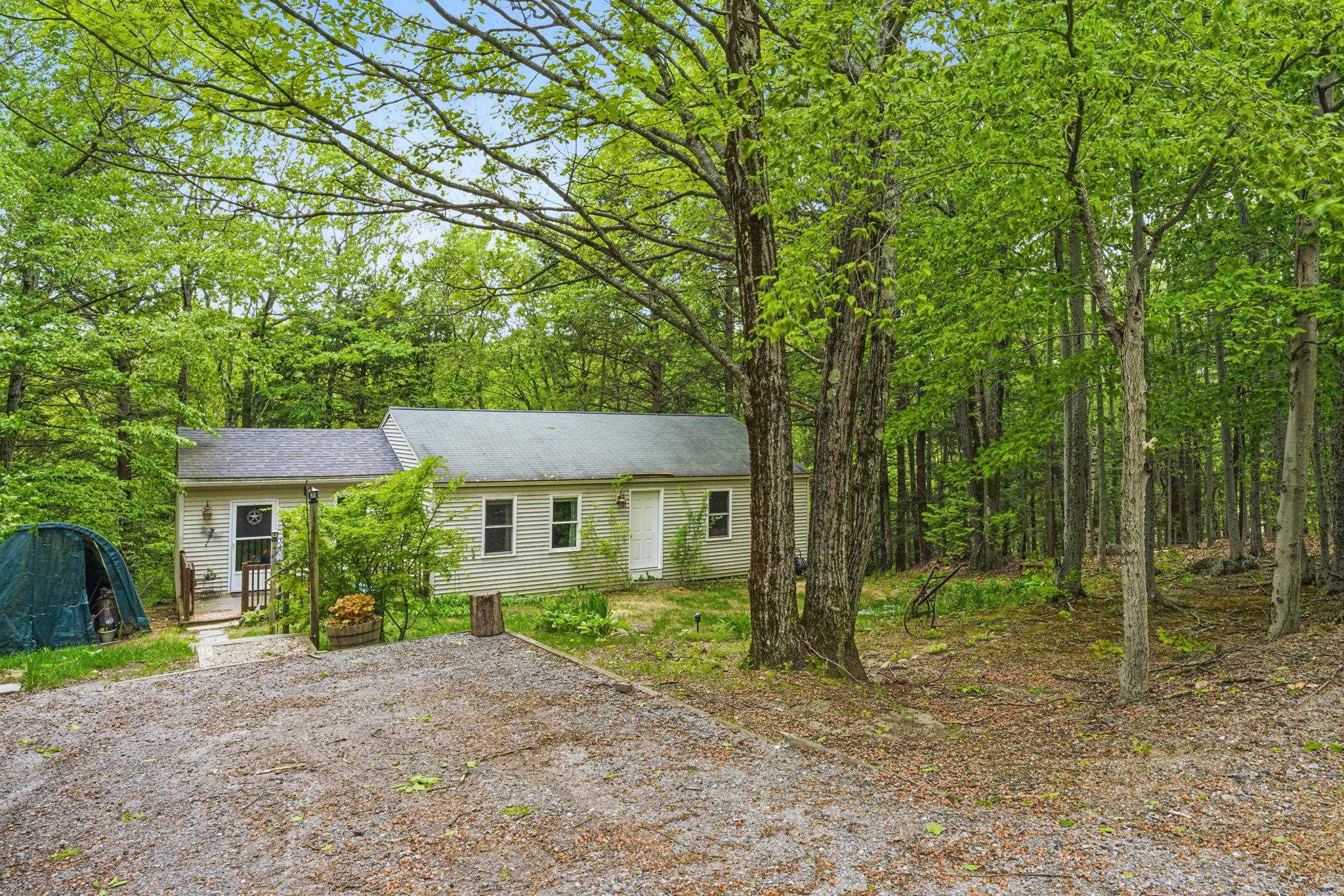 37 Thorndike Road Weare, NH 03281 - Photo 2 of 42
