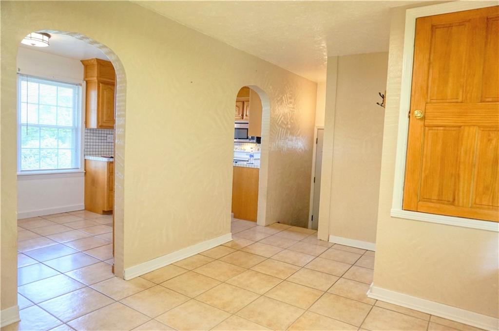102 Filbert Road Butler, PA 16001 - Photo 6 of 25 Gallery Image 6