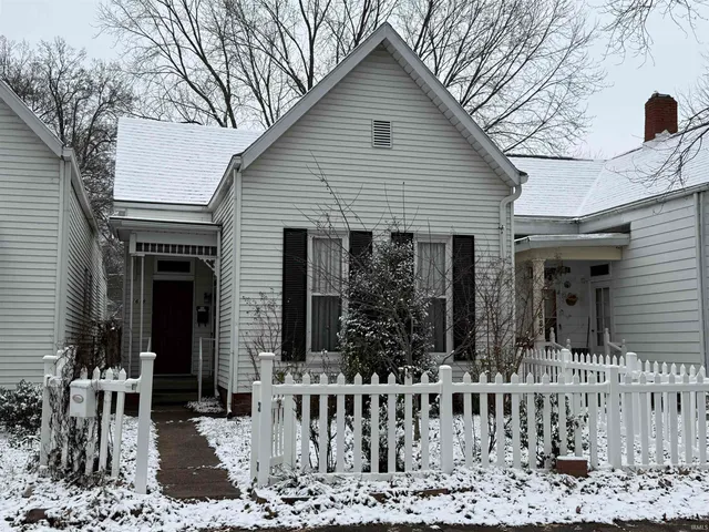 $129,000 | 1618 Stinson Avenue, Evansville, IN 47712