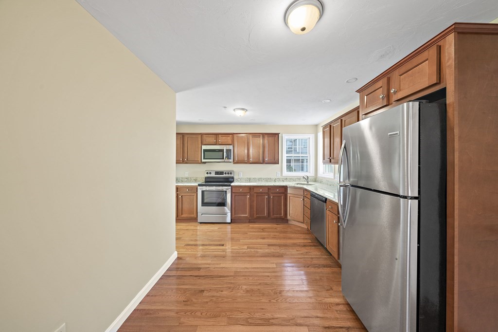 786 State Road, Unit B Plymouth, MA 02360 - Photo 6 of 30 Gallery Image 6
