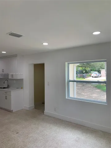 $3,250 | 6740 Park Street, Unit 1, Hollywood, FL 33024