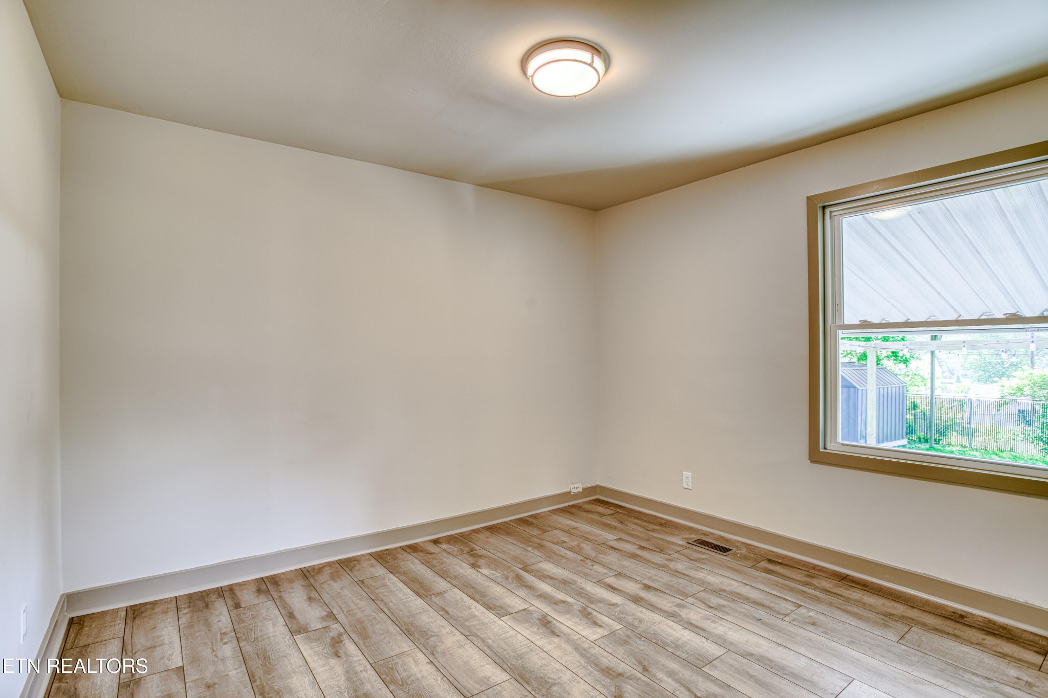 119 West Arrowwood Road Oak Ridge, TN 37830 - Photo 22 of 32