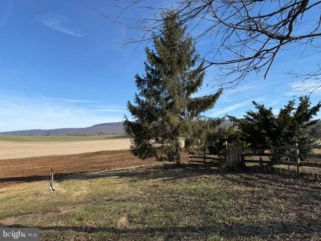 $1,900 | 8619 Mapleville Road, Boonsboro, MD 21713