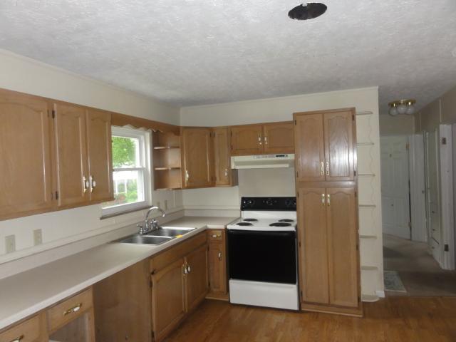3611 Karl Road Columbus, OH 43224 - Photo 4 of 12