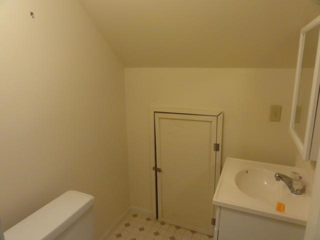 3611 Karl Road Columbus, OH 43224 - Photo 9 of 12