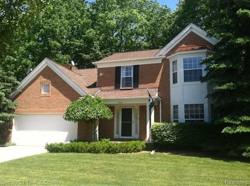 1331 Thames Drive Rochester, MI 48307 - Photo 1 of 25 IMG_1824.JPG