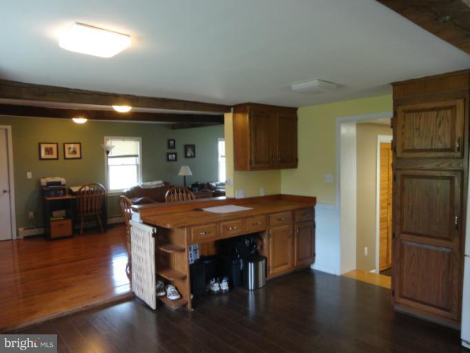 11527 Haughs Church Road Keymar, MD 21757 - Photo 2 of 30 Living Room