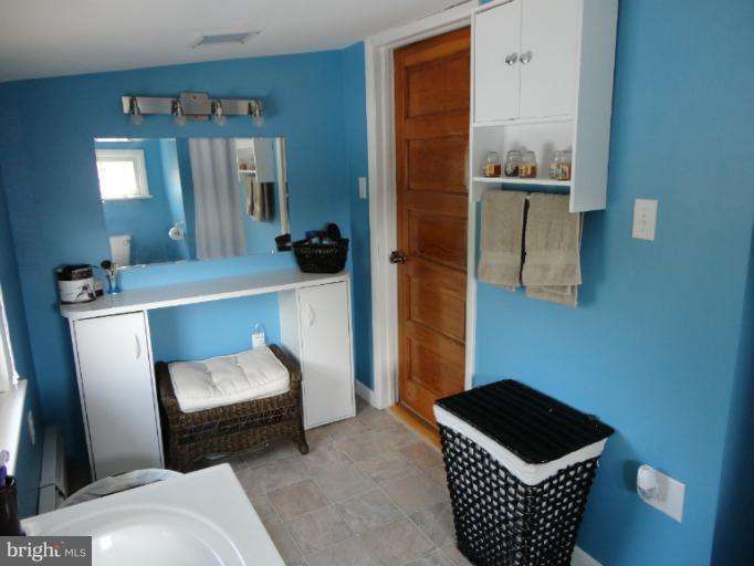 11527 Haughs Church Road Keymar, MD 21757 - Photo 25 of 30 Bath