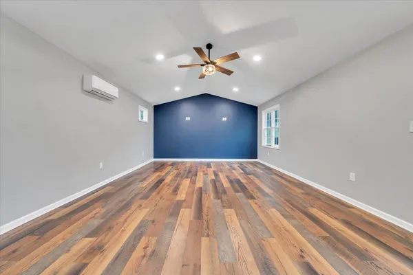 $464,500 | 5914 Huntridge Road, Roanoke, VA 24019