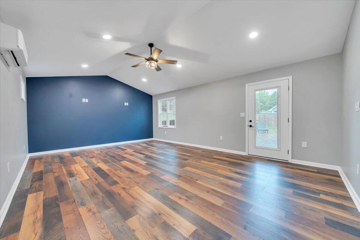 5914 Huntridge Road Roanoke, VA 24019 - Photo 13 of 69 12-MIB08967