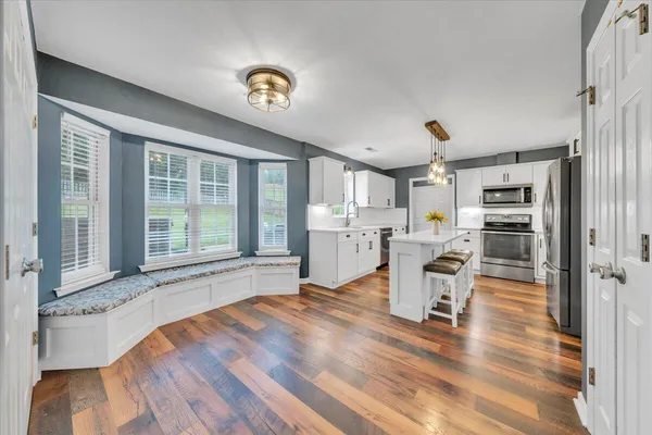 $464,500 | 5914 Huntridge Road, Roanoke, VA 24019