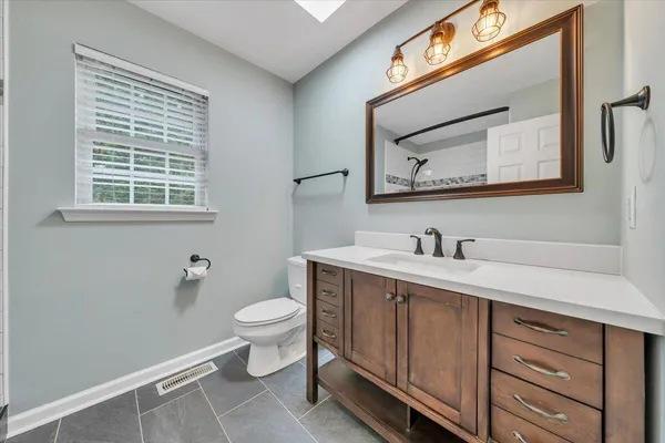$464,500 | 5914 Huntridge Road, Roanoke, VA 24019