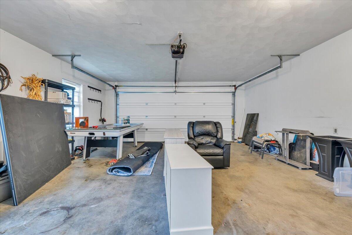5914 Huntridge Road Roanoke, VA 24019 - Photo 53 of 69 52-MIB08943