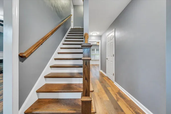 $464,500 | 5914 Huntridge Road, Roanoke, VA 24019