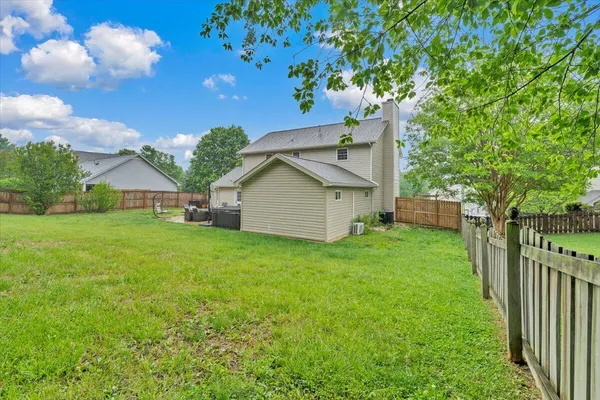 $464,500 | 5914 Huntridge Road, Roanoke, VA 24019