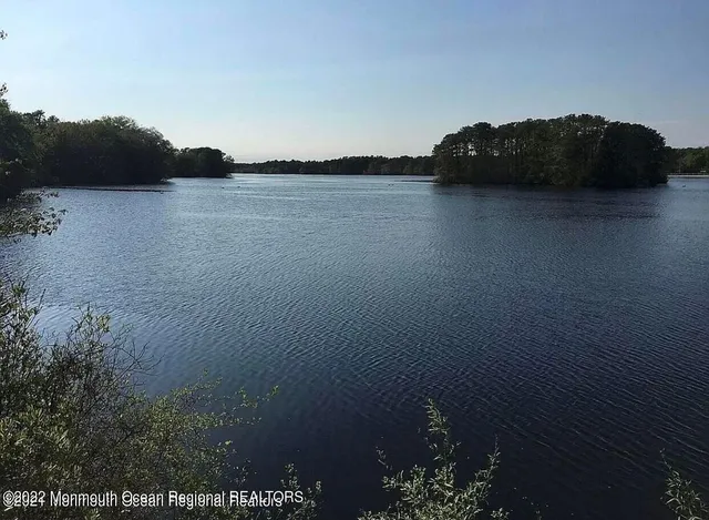 $625,000 | 1300 Parkview Boulevard, Toms River, NJ 08757