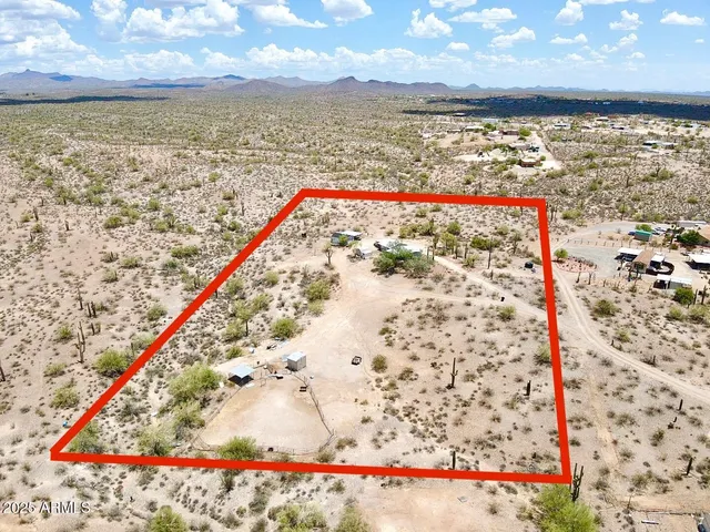 $575,000 | 26331 West Rockaway Hills Drive, Morristown, AZ 85342