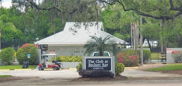 a view of a tennis court