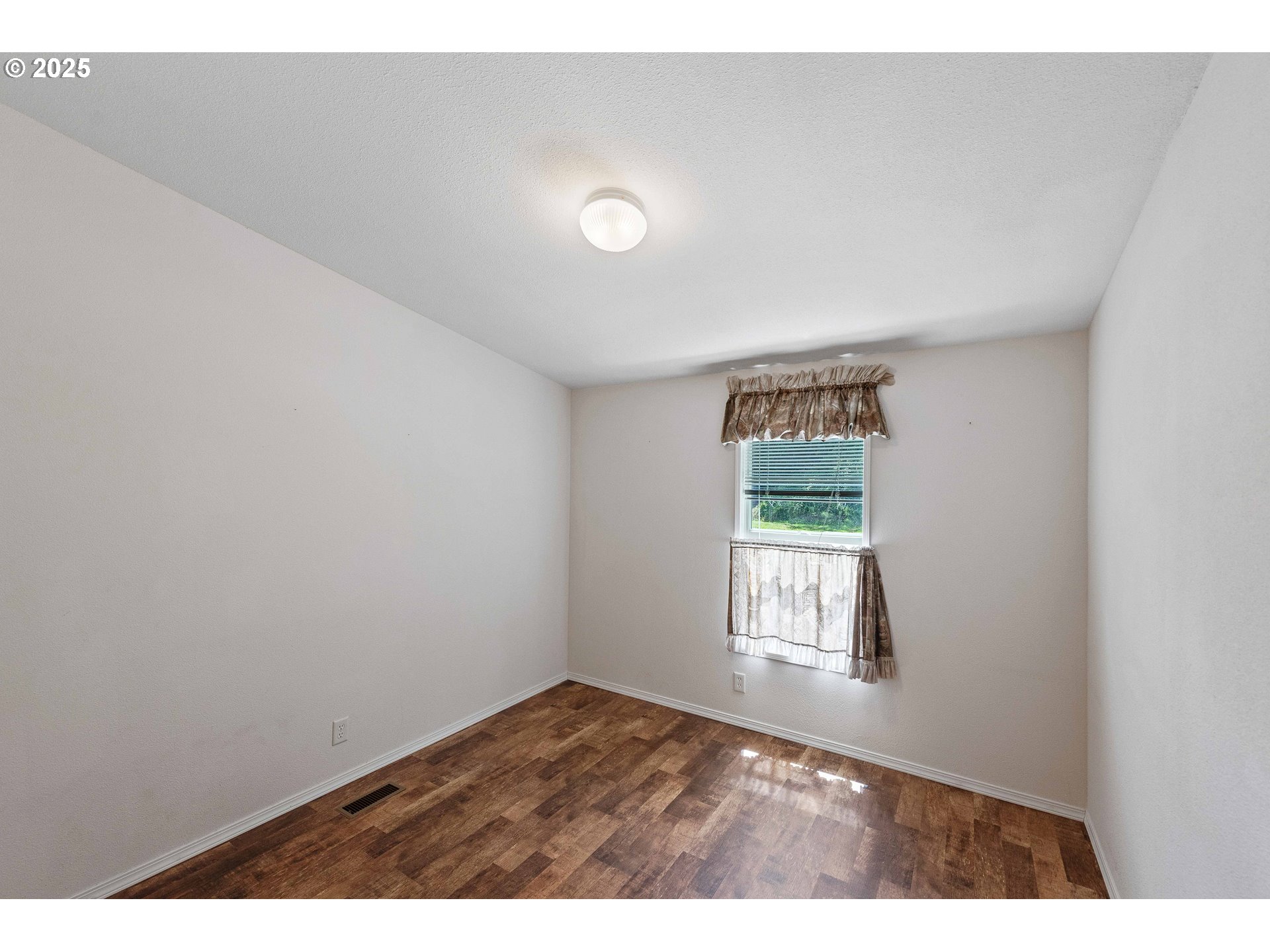 63604 Centennial Road Coos Bay, OR 97420 - Photo 14 of 26 Gallery Image 14