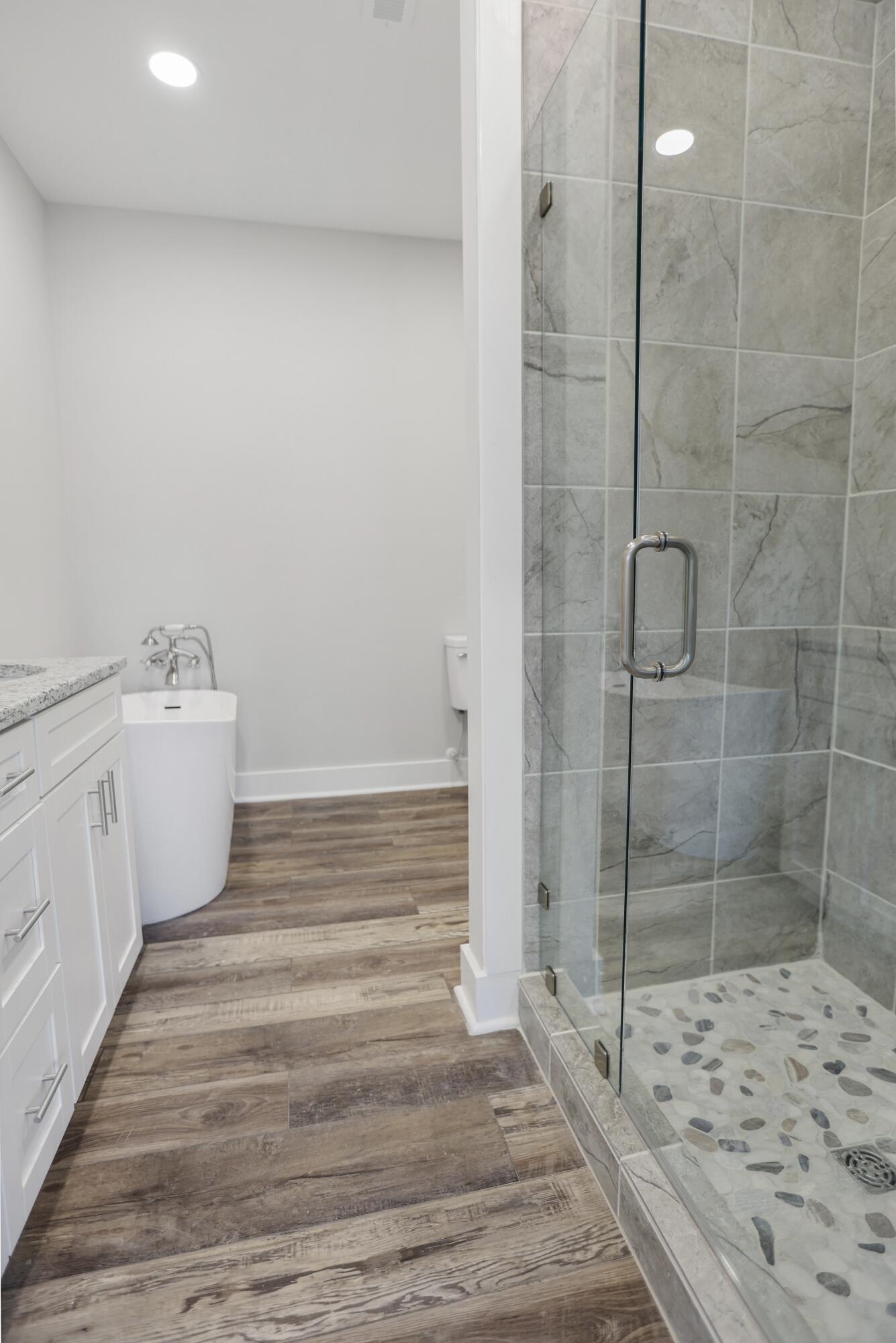 4055 State Rd S-8-52 St. Stephen, SC 29479 - Photo 14 of 30 Primary Bathroom