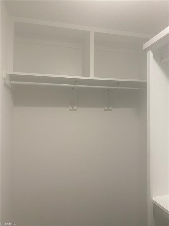 636 Balfour Road Winston-Salem, NC 27104 - Photo 24 of 28 Primary Closet Shelving