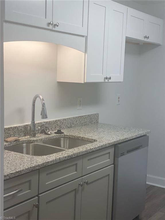 636 Balfour Road Winston-Salem, NC 27104 - Photo 6 of 28 Kitchen