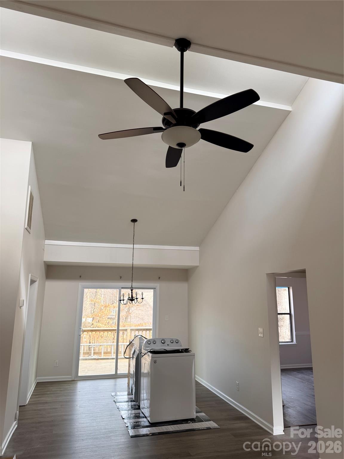 10129 Rockwood Road Charlotte, NC 28215 - Photo 2 of 10