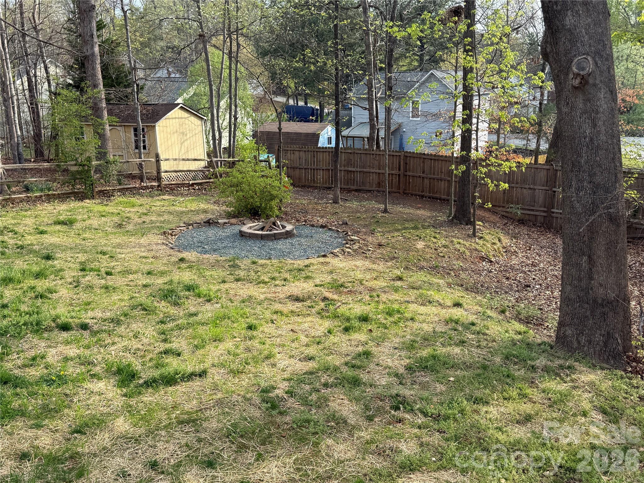 10129 Rockwood Road Charlotte, NC 28215 - Photo 26 of 36