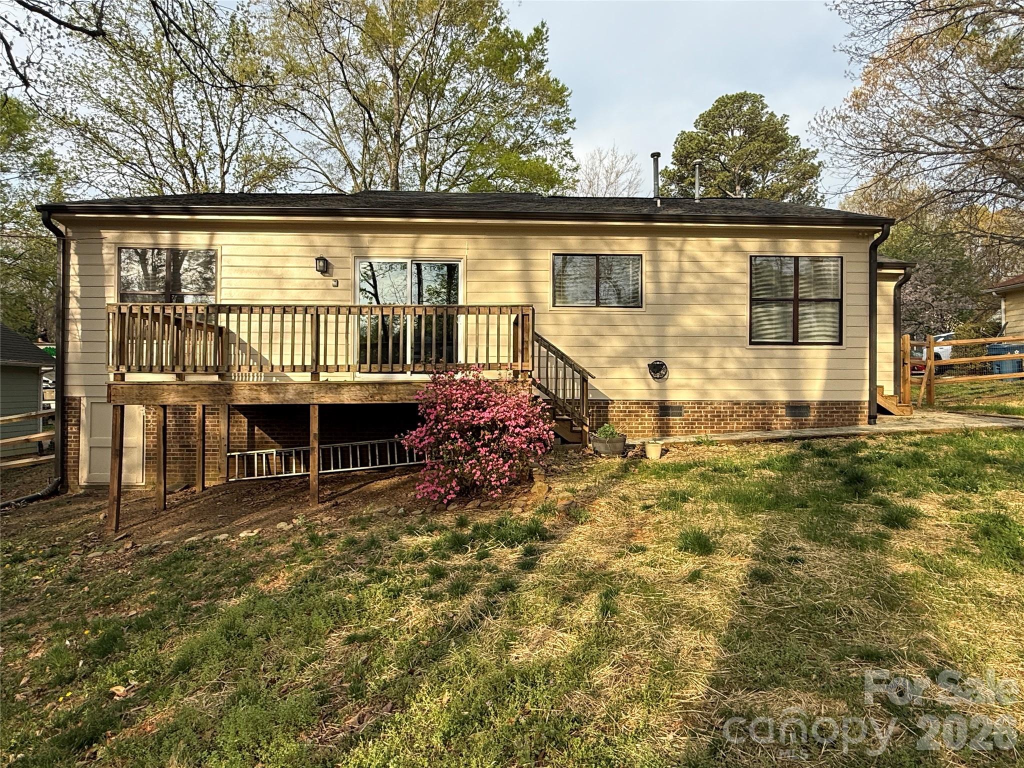 10129 Rockwood Road Charlotte, NC 28215 - Photo 28 of 36