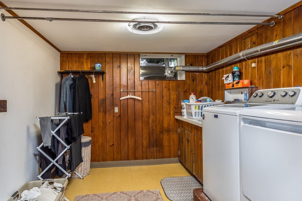 15 Carlton Road Marblehead, MA 01945 - Photo 29 of 37 a utility room with dryer and washer