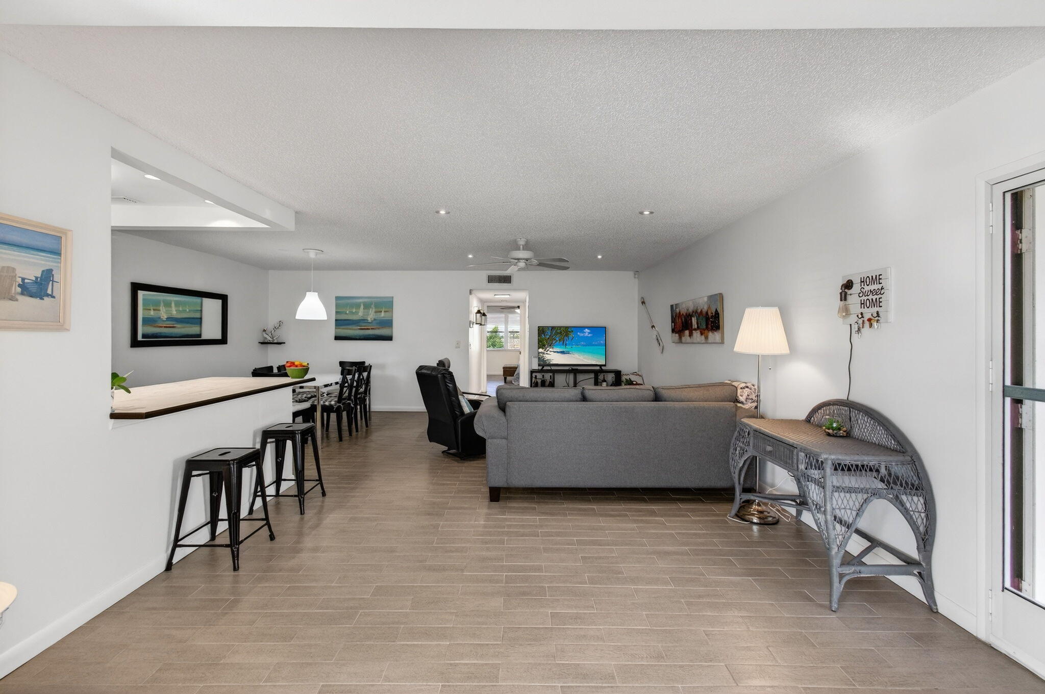 1382 High Point Way Northeast, Unit C Delray Beach, FL 33445 - Photo 9 of 67 10-web-or-mls-DSC_1754