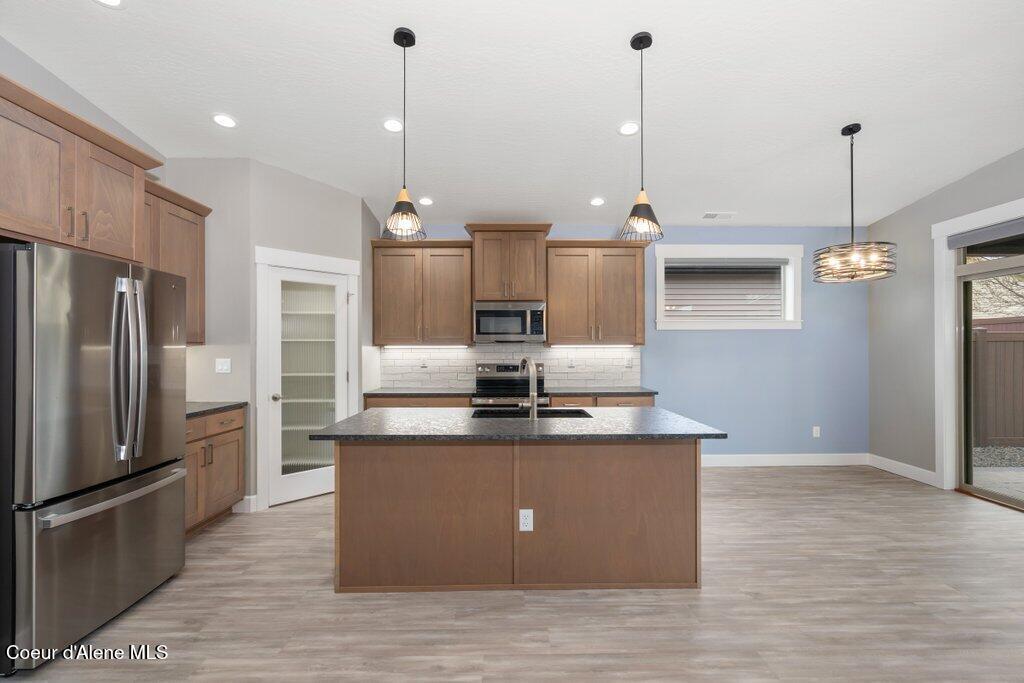 13928 Rainier Loop Rathdrum, ID 83858 - Photo 11 of 27 023-13902RainierLoop-Rathdrum-ID-83858-S