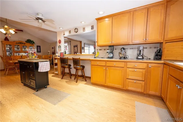 $359,900 | 43 Larkspur Lane, Amherst, NY 14228