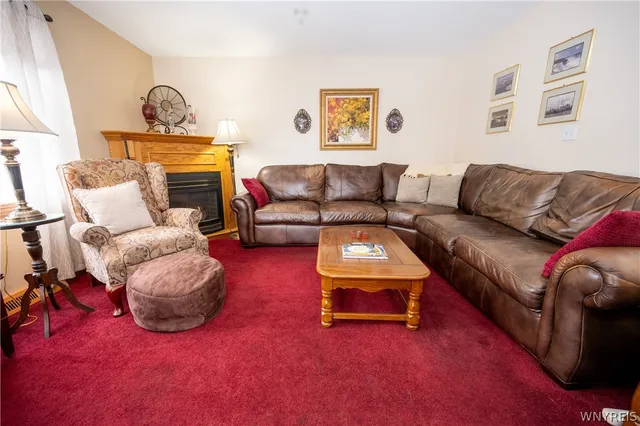 $359,900 | 43 Larkspur Lane, Amherst, NY 14228