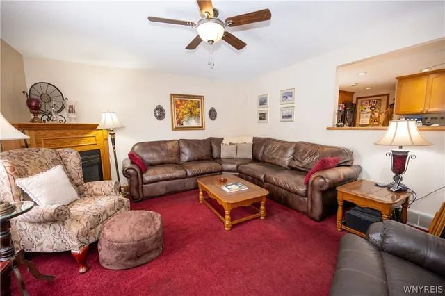 $359,900 | 43 Larkspur Lane, Amherst, NY 14228