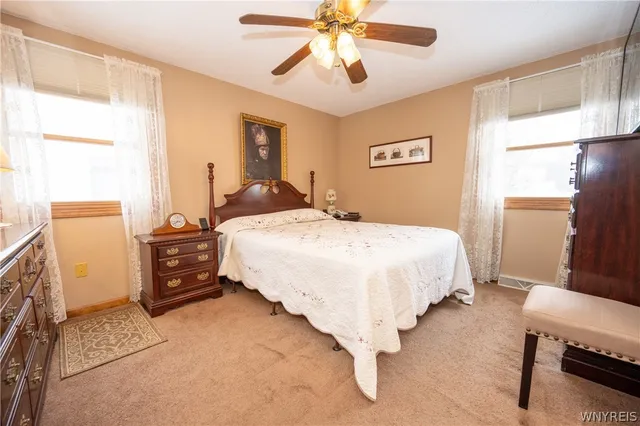 $359,900 | 43 Larkspur Lane, Amherst, NY 14228