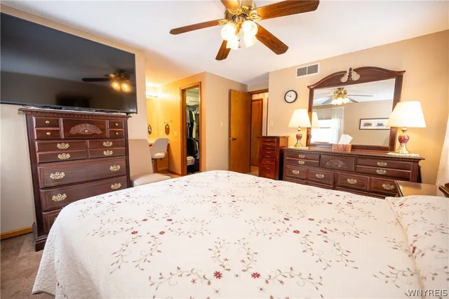 $359,900 | 43 Larkspur Lane, Amherst, NY 14228