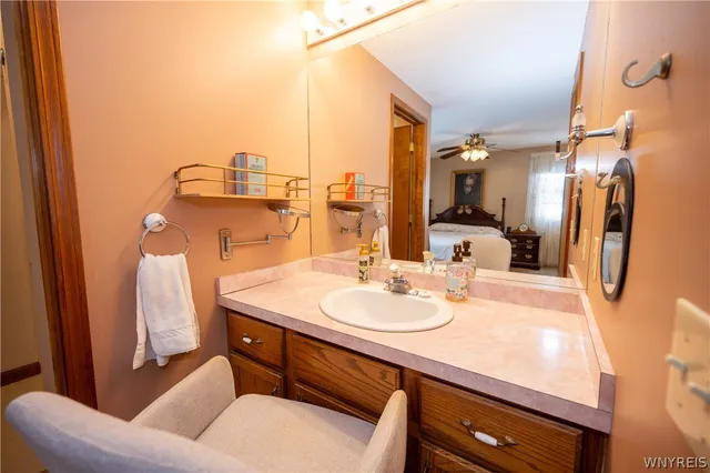 $359,900 | 43 Larkspur Lane, Amherst, NY 14228